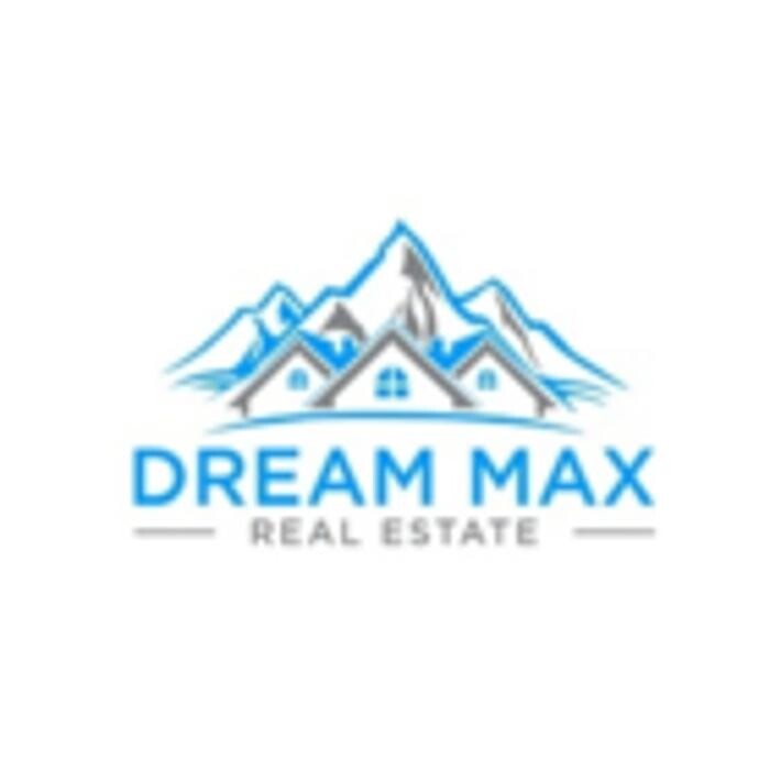 Dream Max real estate Logo