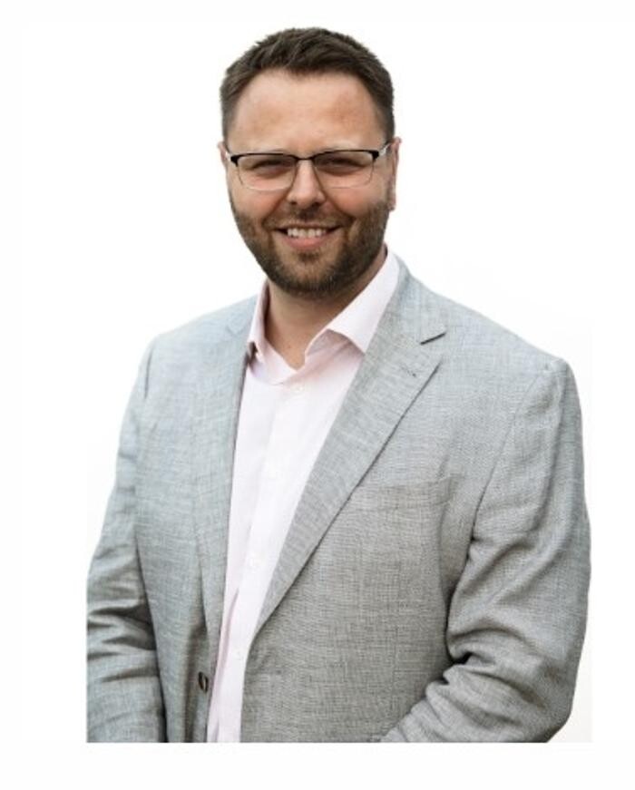 Images Brennan Zurowski - C&C Realty