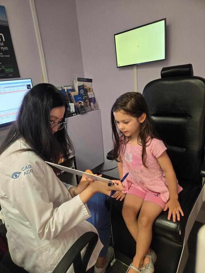 Images Complete Family Eyecare - Partners of FYidoctors