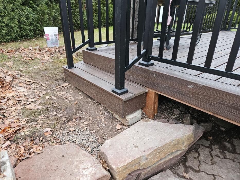 Images MTN Deck and Fence Contracting Ltd.