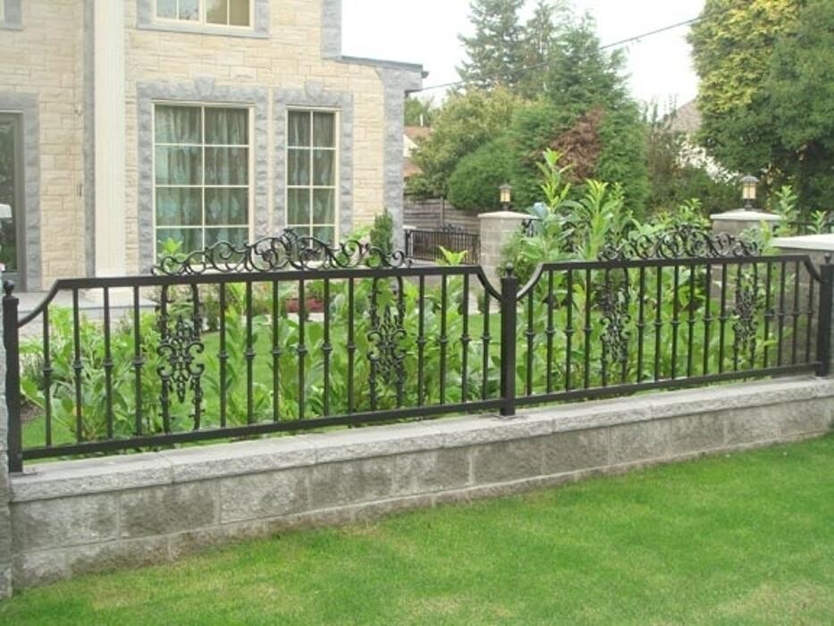 Images Tops Aluminum Railings Ltd