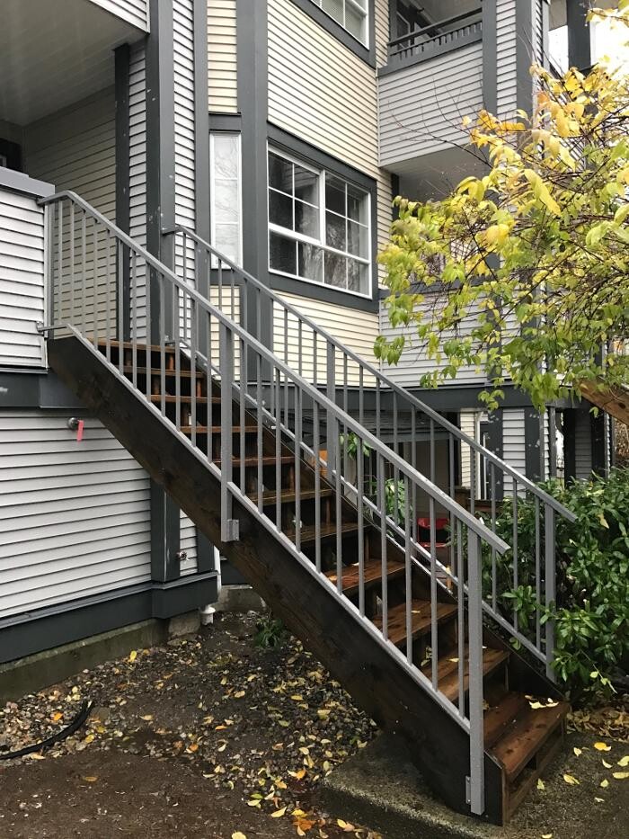 Images Tops Aluminum Railings Ltd