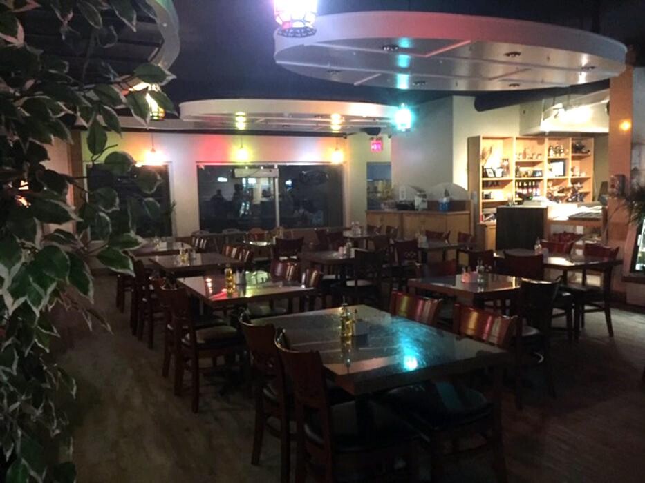 Images Tito's Restaurant Inc