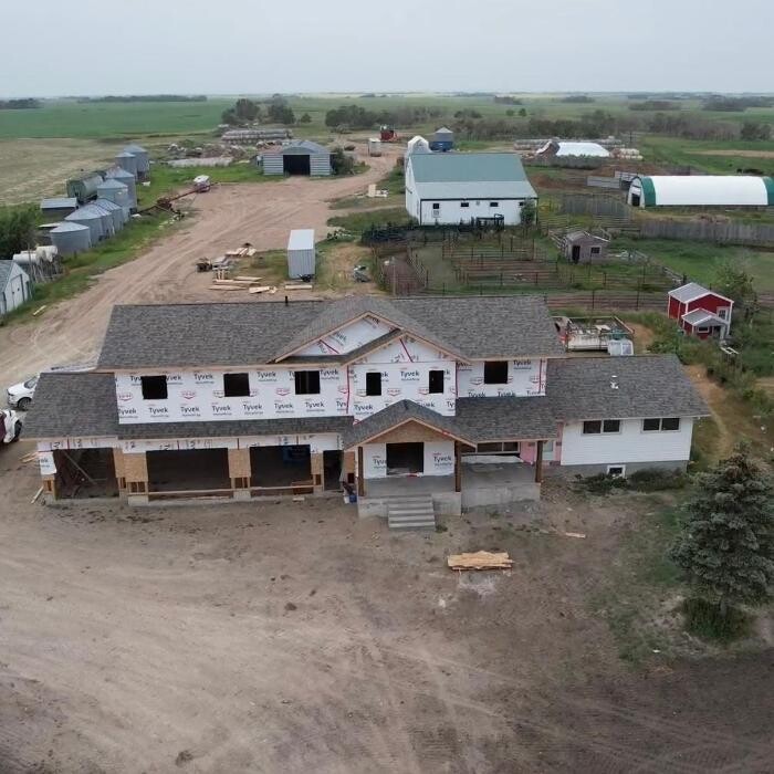 Images Wiebe's Roofing Ltd.