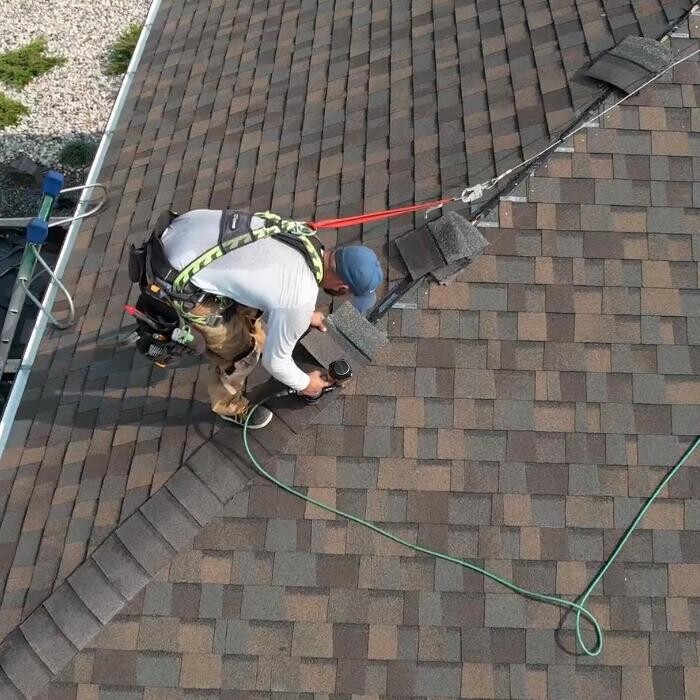 Images Wiebe's Roofing Ltd.