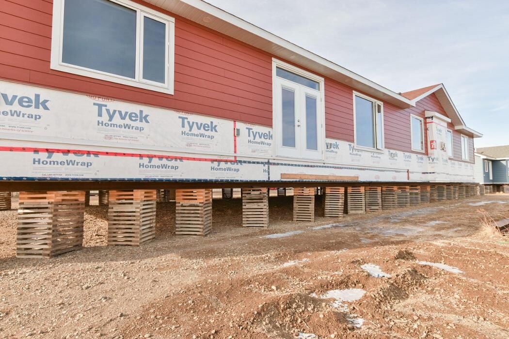 Images Destiny Homes Inc.