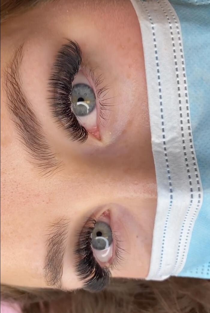 Images Glow By V - Lashes & Brows