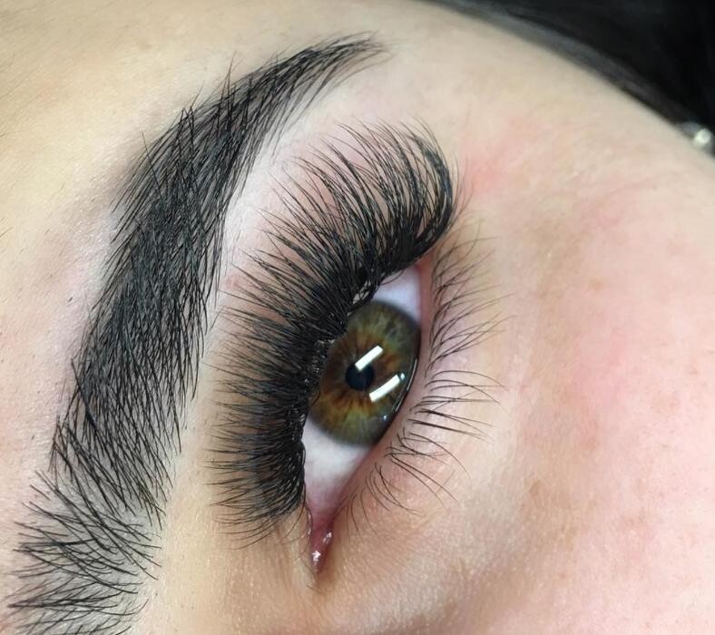 Images Glow By V - Lashes & Brows