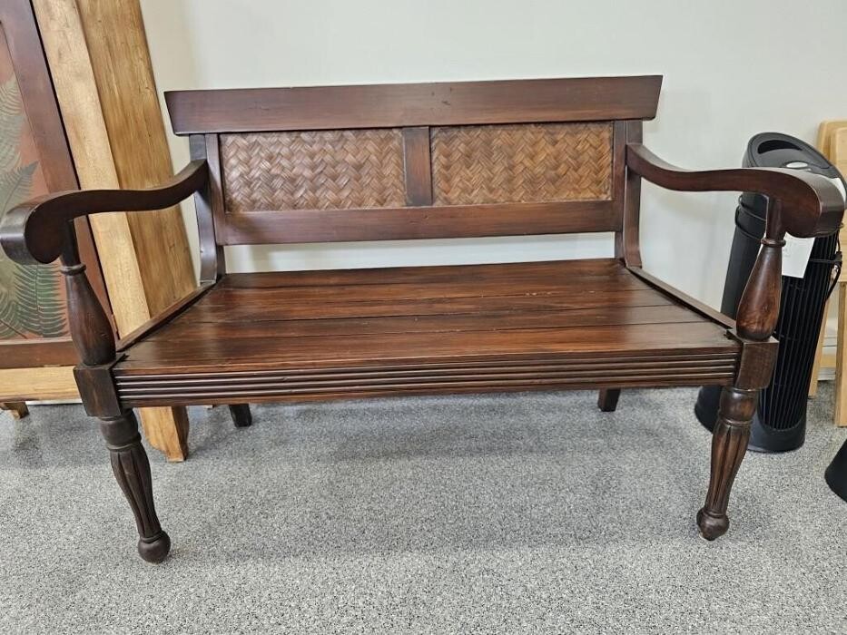 Images Kelowna Estate Liquidation