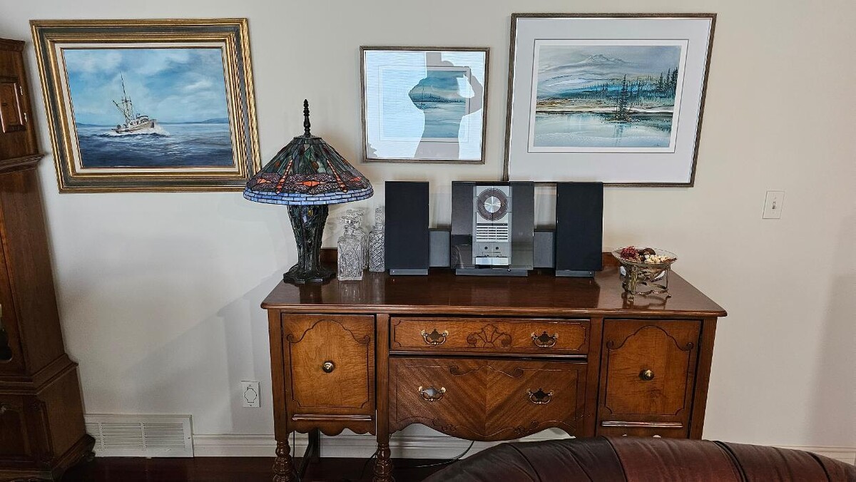 Images Kelowna Estate Liquidation
