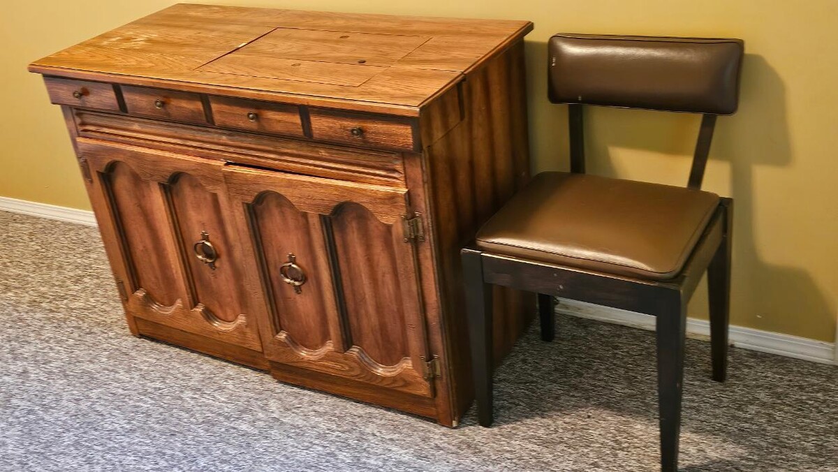 Images Kelowna Estate Liquidation