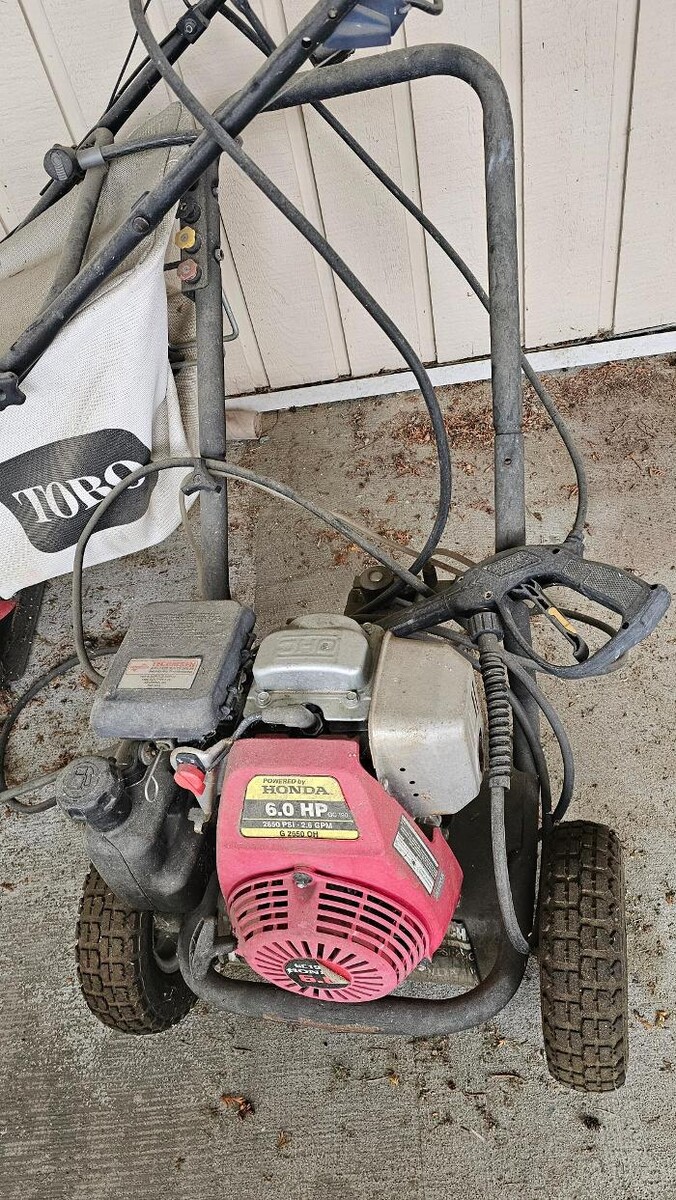 Images Kelowna Estate Liquidation