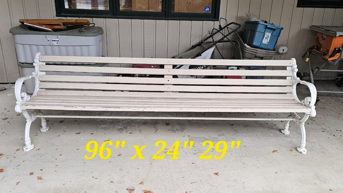Images Kelowna Estate Liquidation