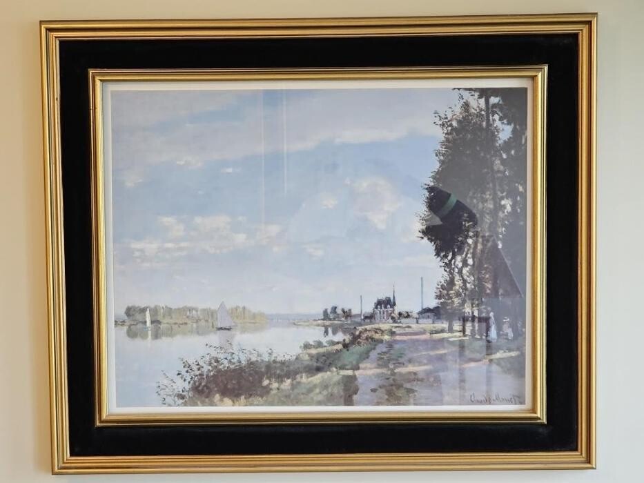 Images Kelowna Estate Liquidation