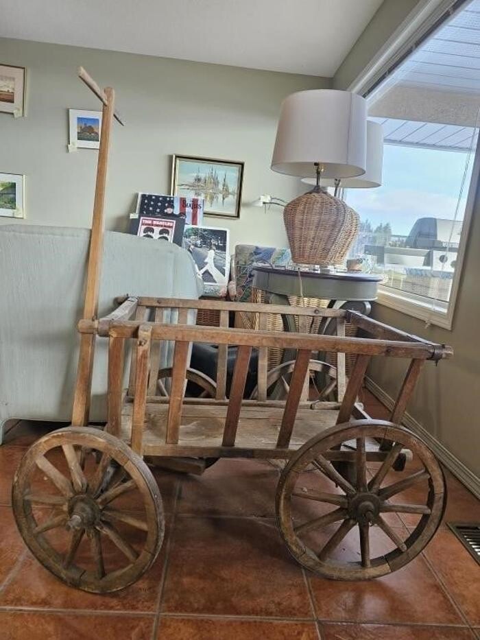 Images Kelowna Estate Liquidation