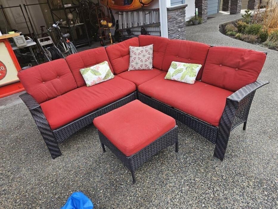 Images Kelowna Estate Liquidation