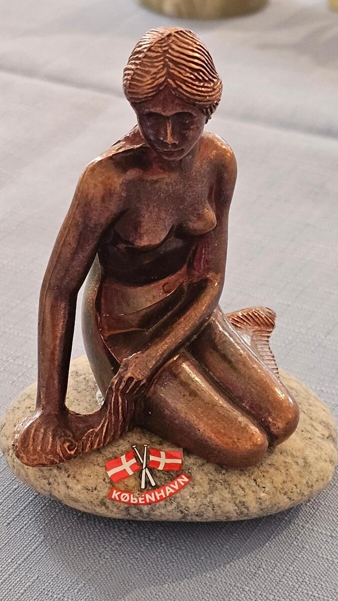 Images Kelowna Estate Liquidation