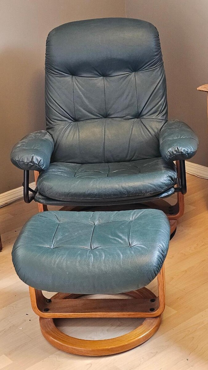 Images Kelowna Estate Liquidation