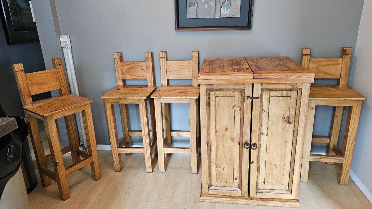Images Kelowna Estate Liquidation