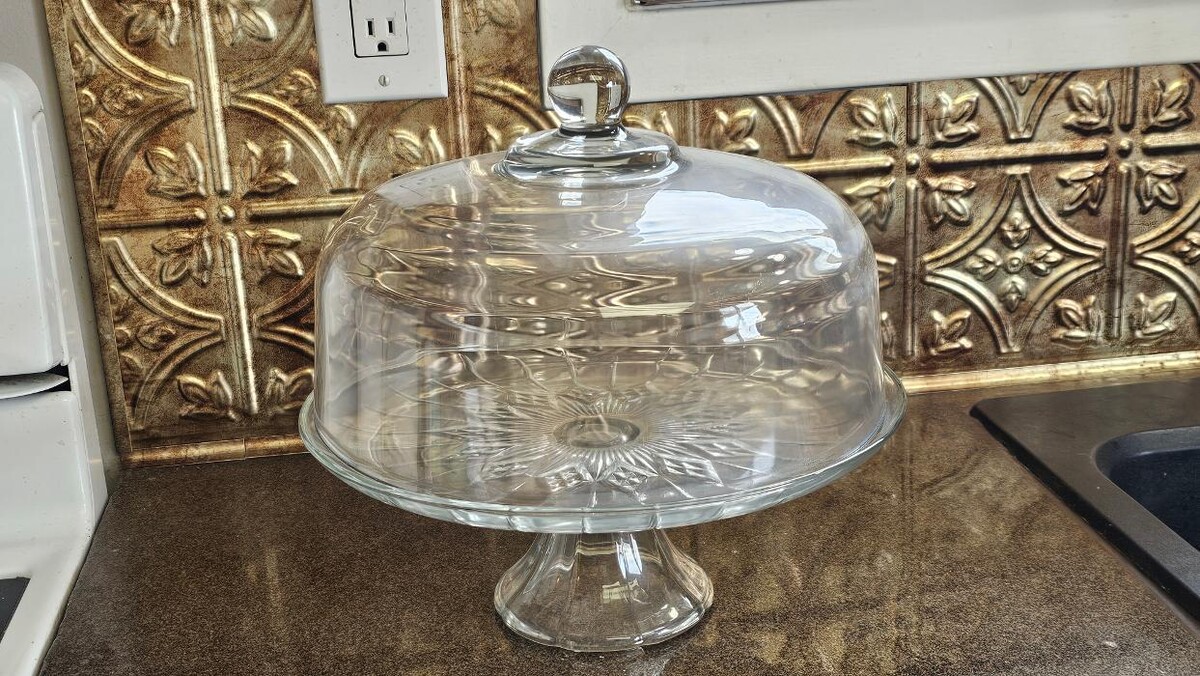 Images Kelowna Estate Liquidation