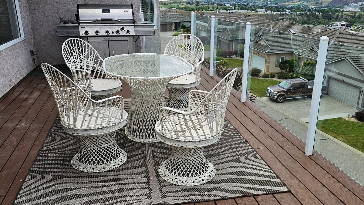 Images Kelowna Estate Liquidation