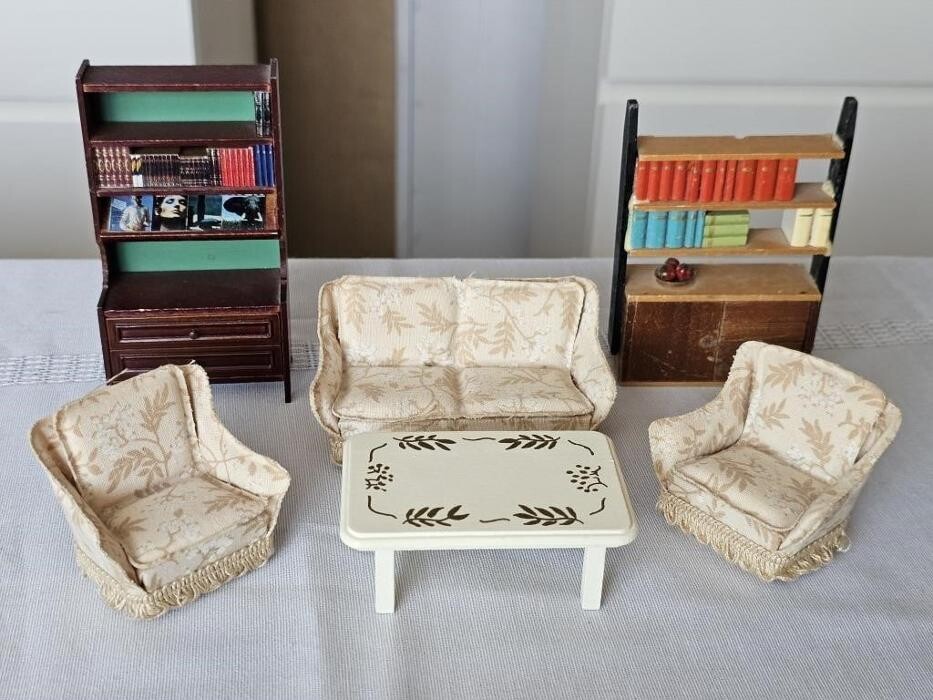 Images Kelowna Estate Liquidation