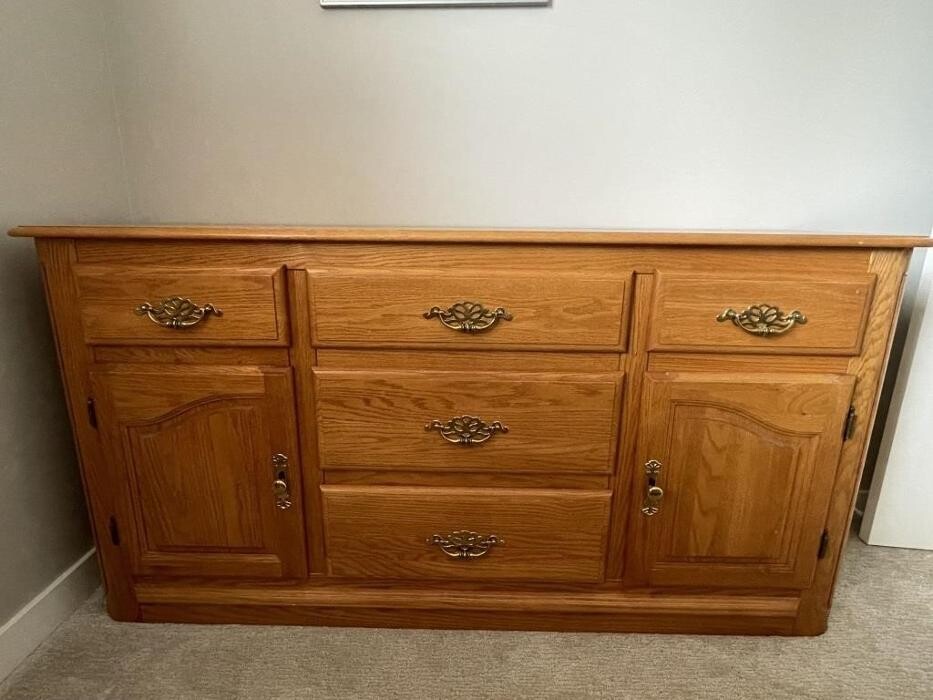 Images Kelowna Estate Liquidation