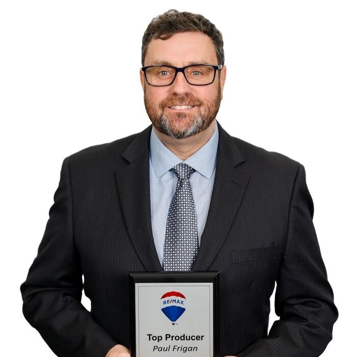Images Paul Frigan Real Estate Agent
