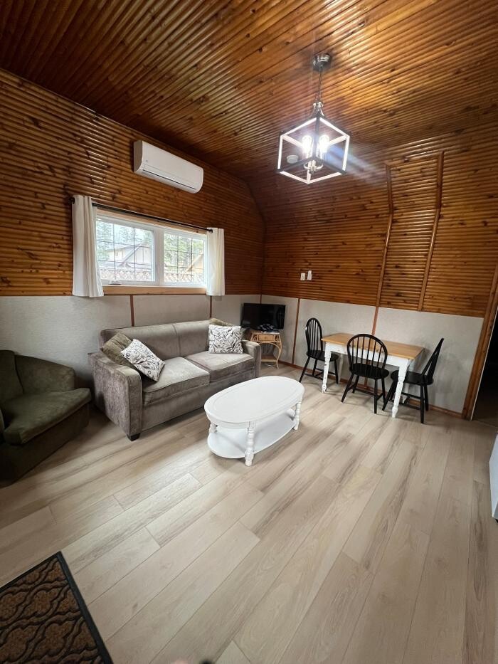 Images Idylwylde Cabins