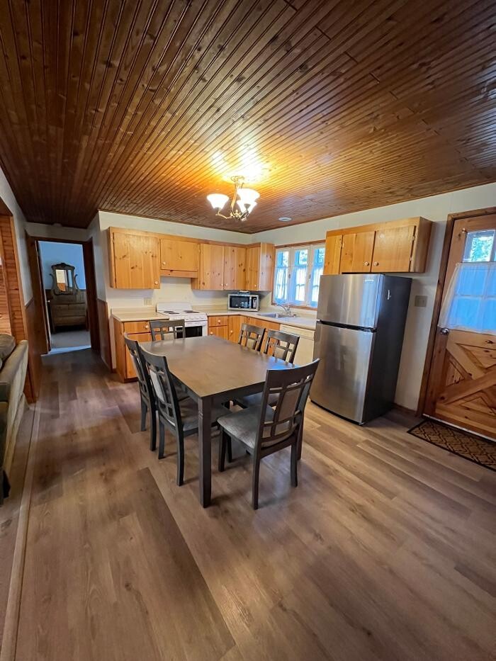 Images Idylwylde Cabins