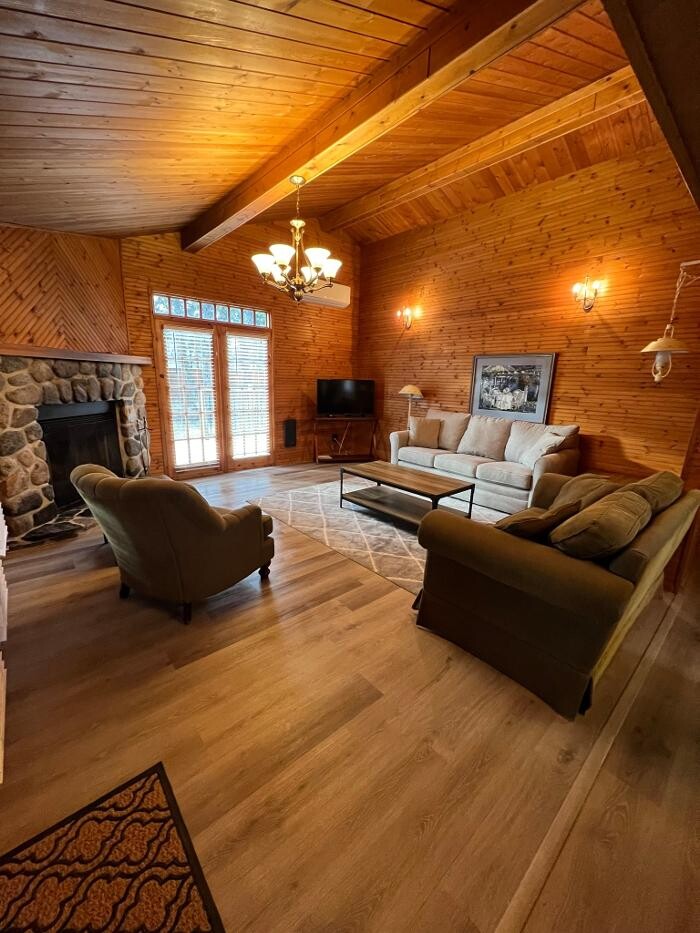 Images Idylwylde Cabins