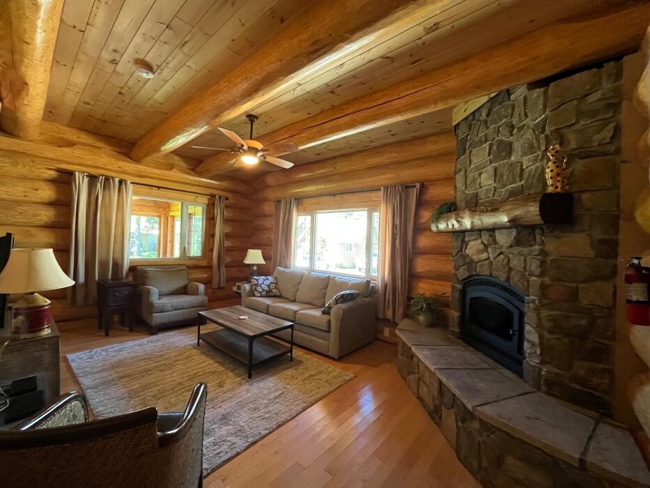 Images Idylwylde Cabins