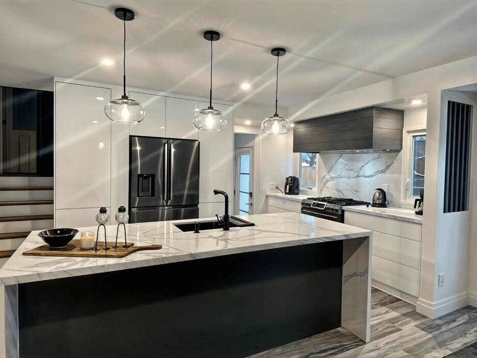 Images Ayvaun Design and Build