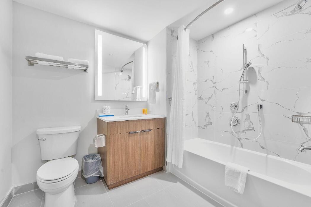 Images Skye Hotel & Residences