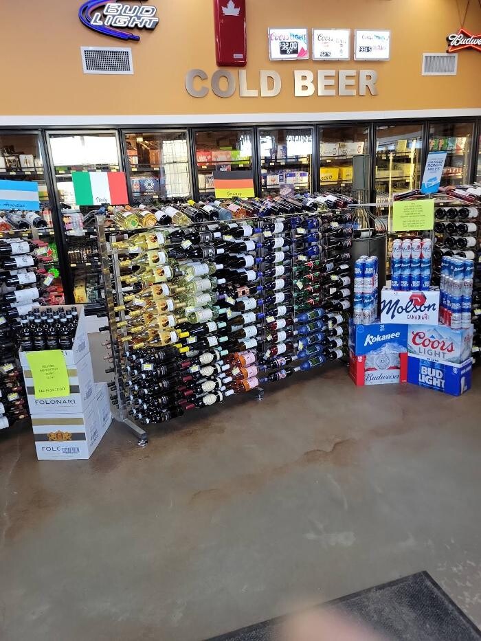 Images VALLEYVIEW LIQUOR STATION