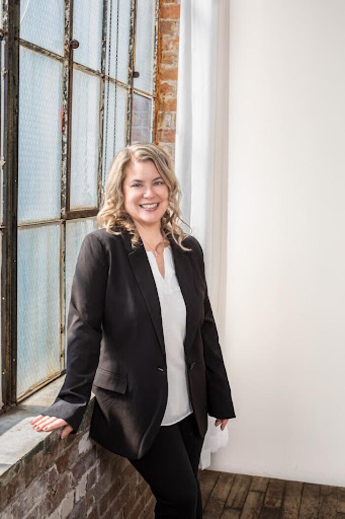 Images Ashlee Cunningham - Mortgage Architects