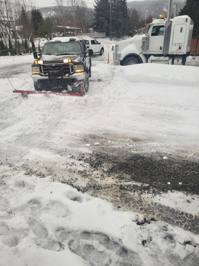 Images Silver Fox Hot Shot Services Inc.