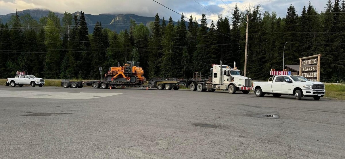 Images Silver Fox Hot Shot Services Inc.