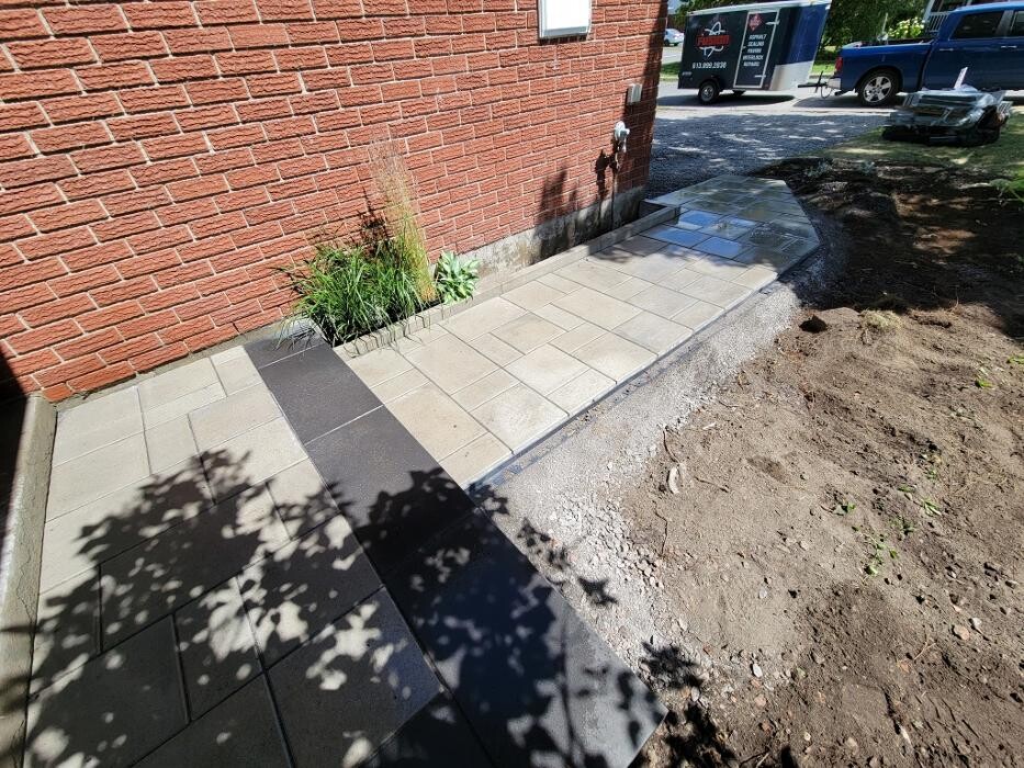 Images Ottawa's Fusion Paving & Interlock