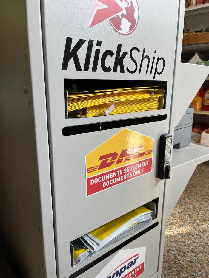 Images DHL Express Authorized Shipping Center