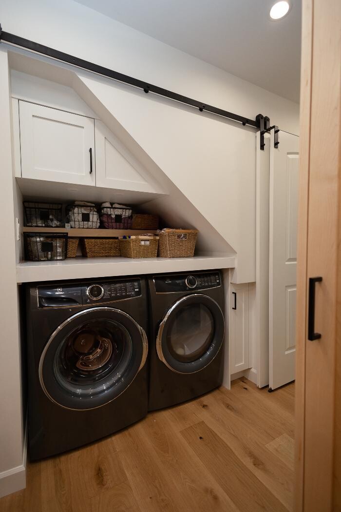Images Cedar Street Designs Inc.