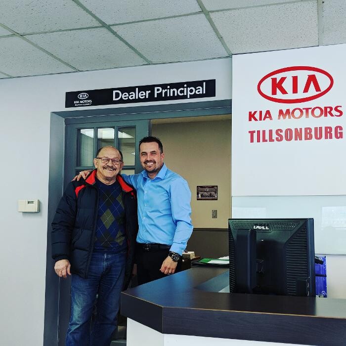 Images Tillsonburg Kia