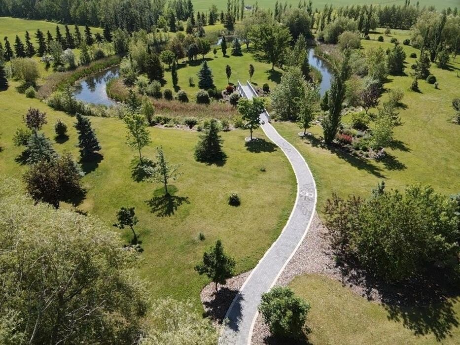 Images Wolf's Botanical Wedding Island