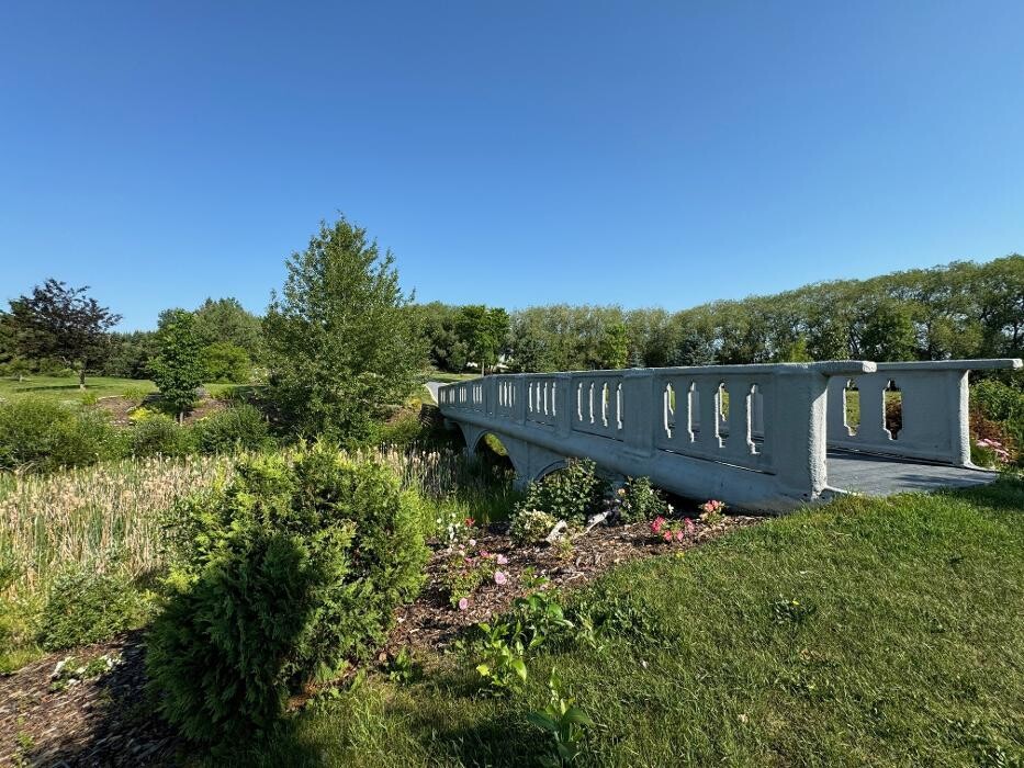 Images Wolf's Botanical Wedding Island