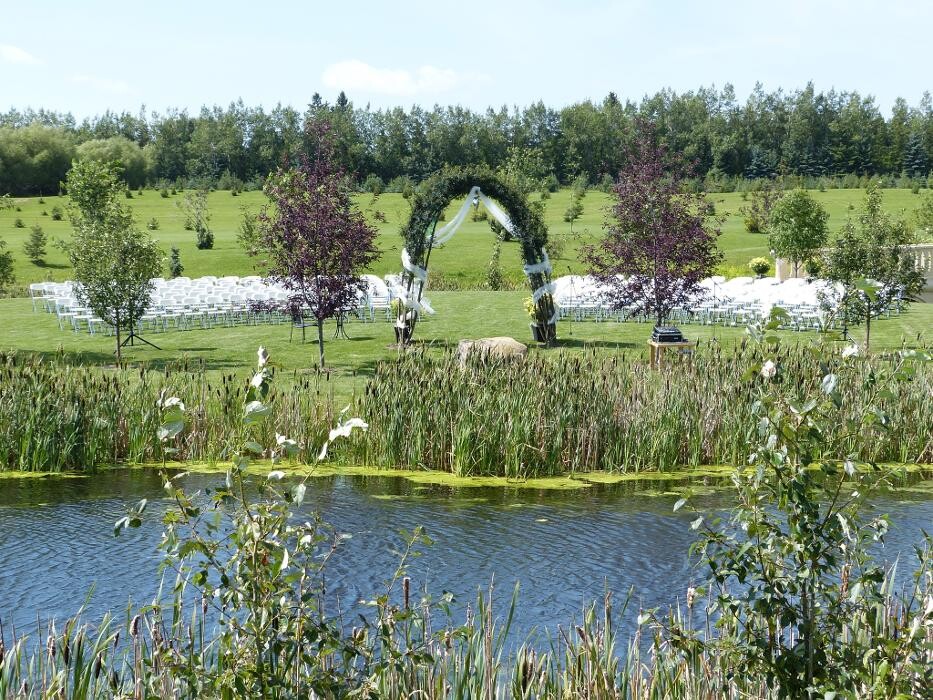 Images Wolf's Botanical Wedding Island