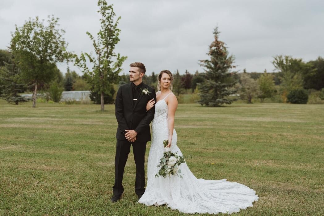 Images Wolf's Botanical Wedding Island