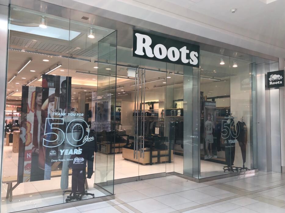 Roots Logo