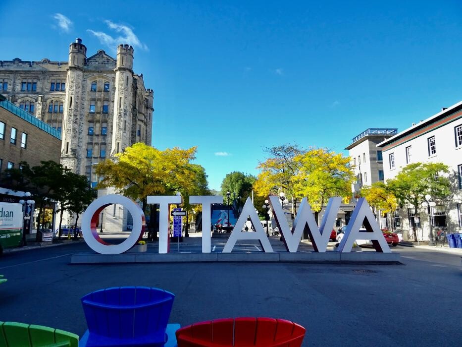 Images Ottawa Tour Guide Service Inc.