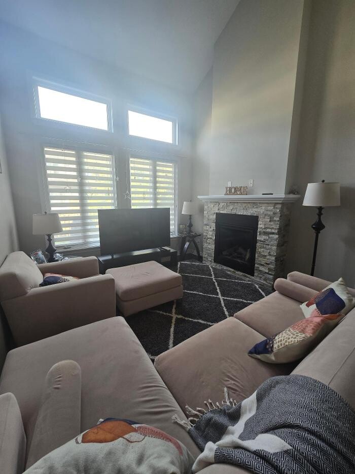 Images Phoenix Rising Property Management Inc