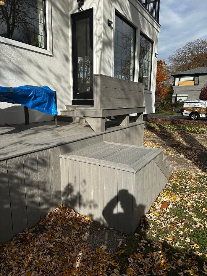 Images Mississauga Decks and Trim